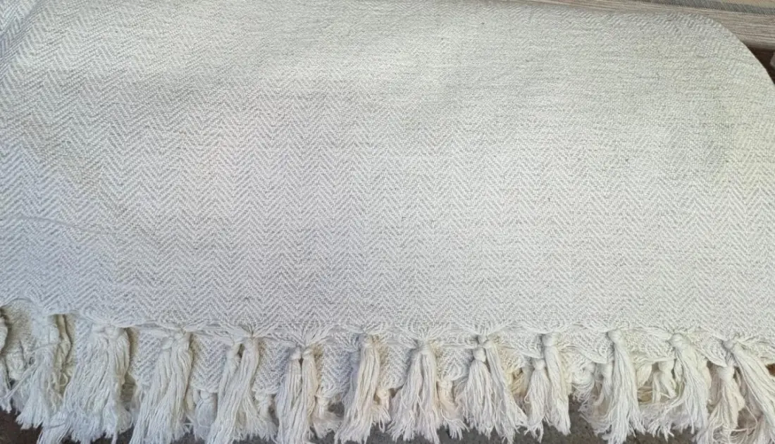 New Turkish cotton-linen pique blanket, peshtemal towels and hammam sets, made in Türkiye